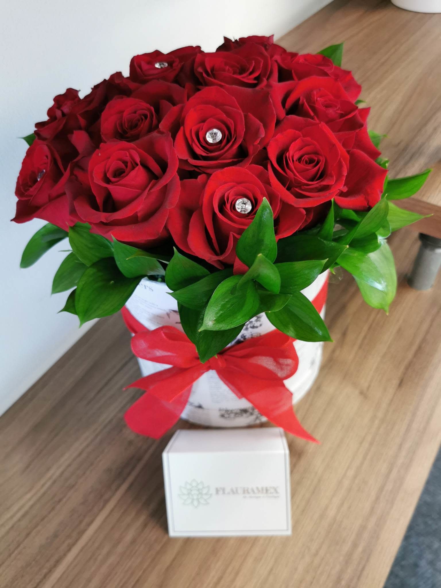 Hat box of roses