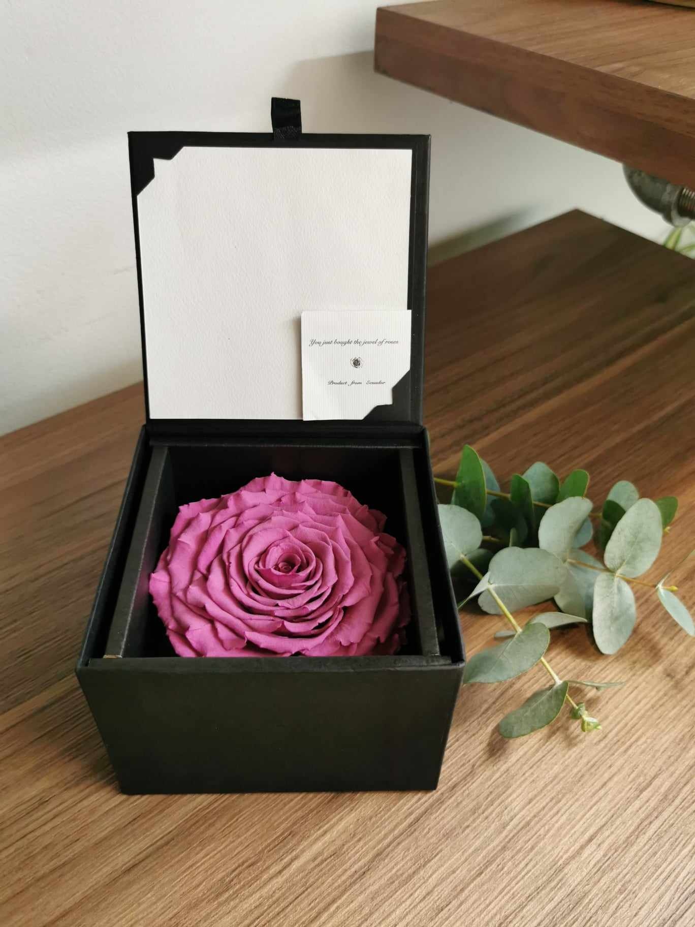 Rose éternelle en boîte cadeau