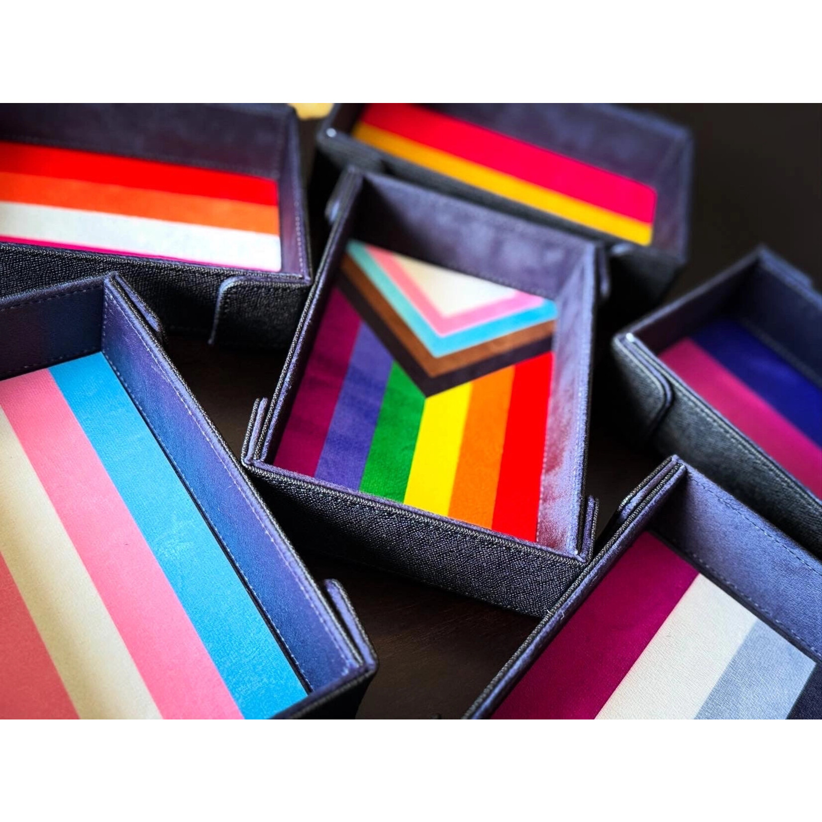Pride Dice Tray of Folding™ Magnetic