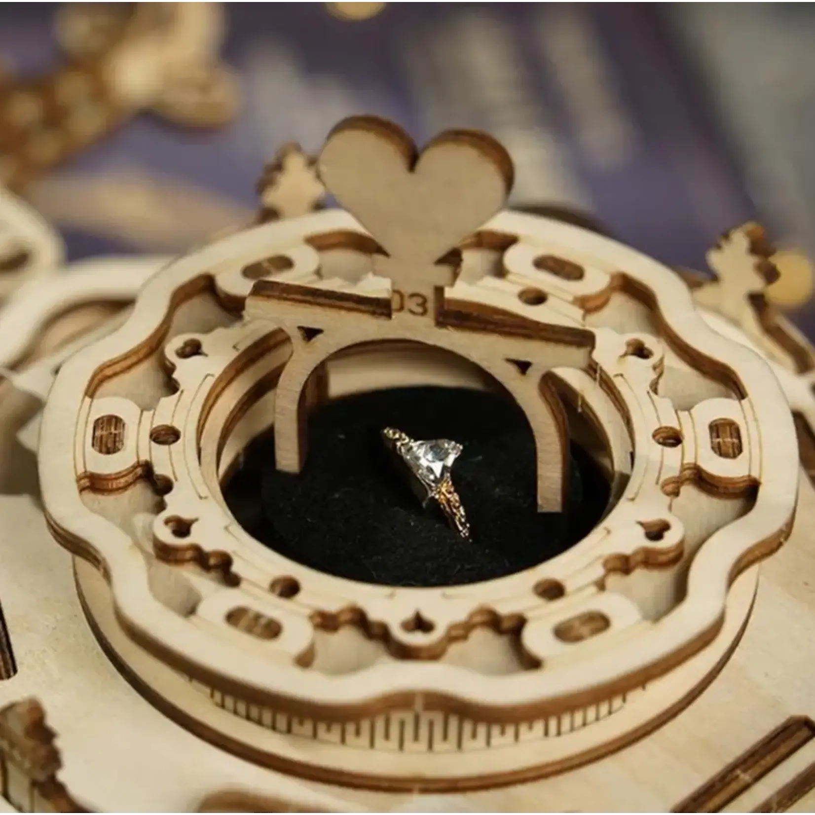 DIY Mechanical Music Box: