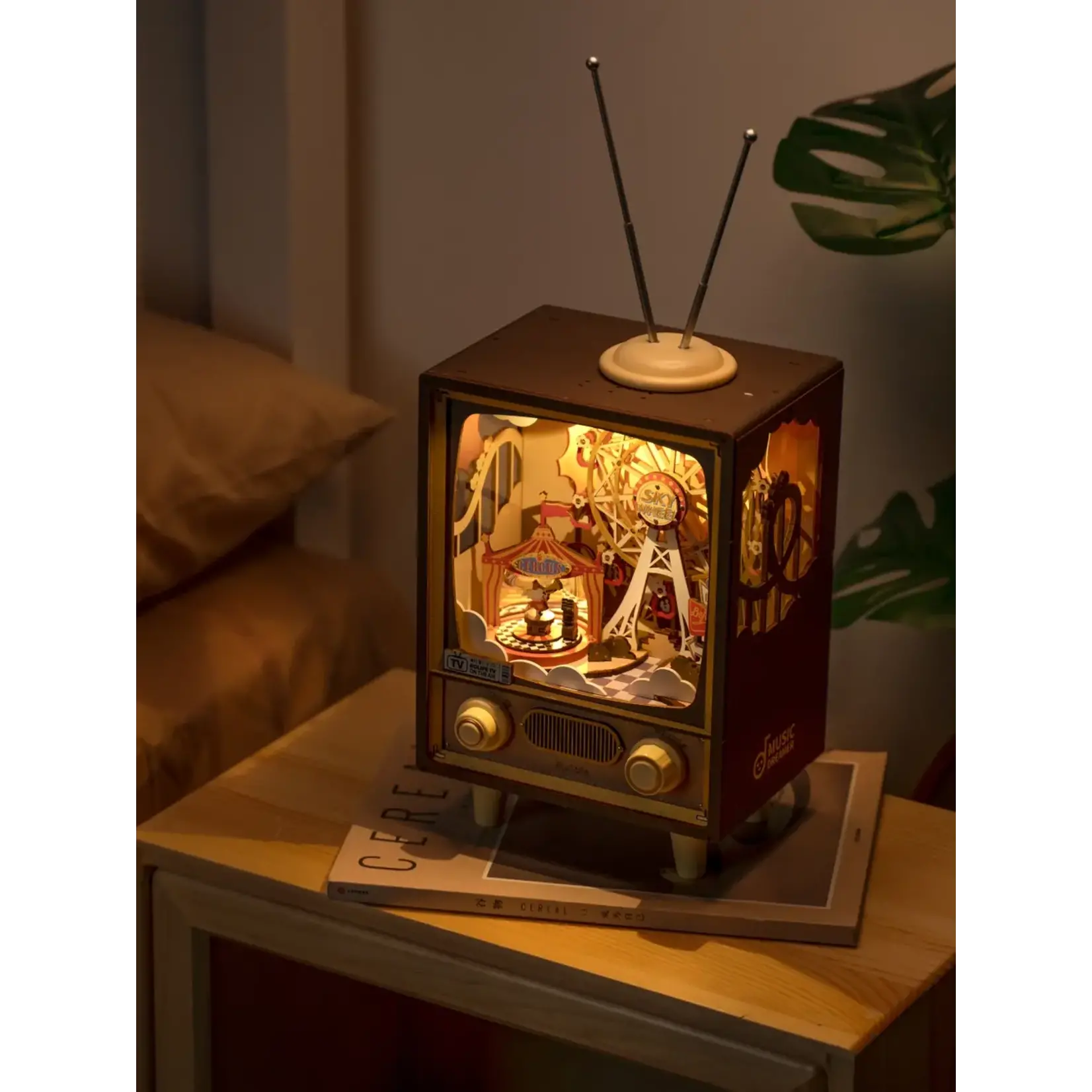 DIY Mechanical Music Box: