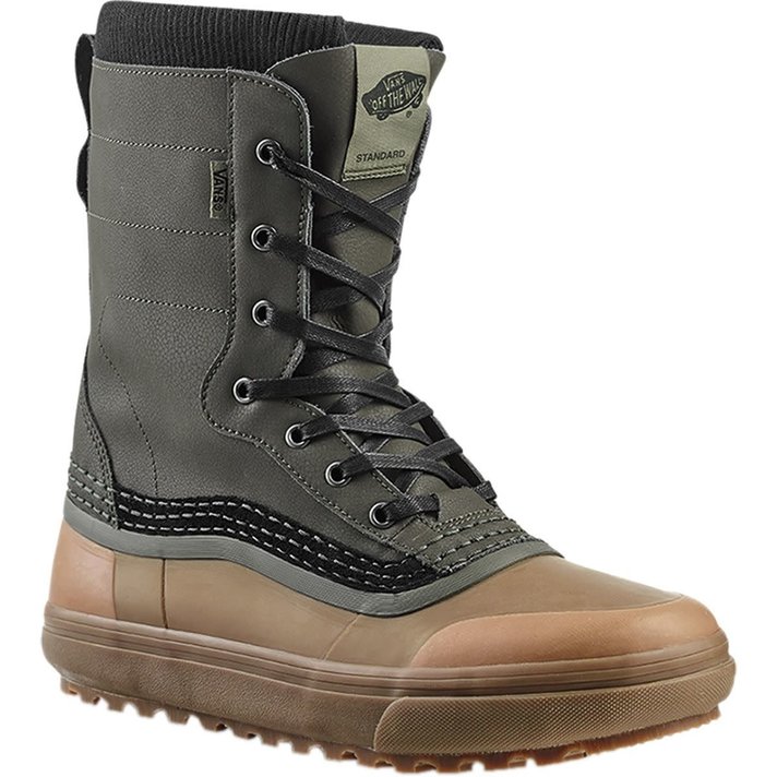 vans standard snow boot