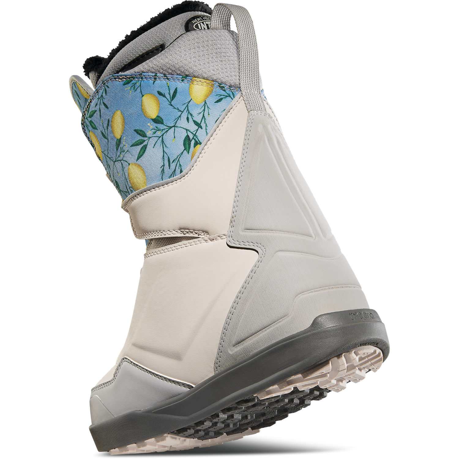 thirty two lashed snowboard boots