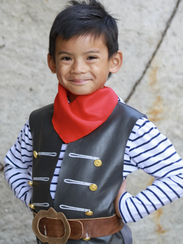 Great Pretenders Scully Pirate Vest, Belt & Scarf Ages 7-8