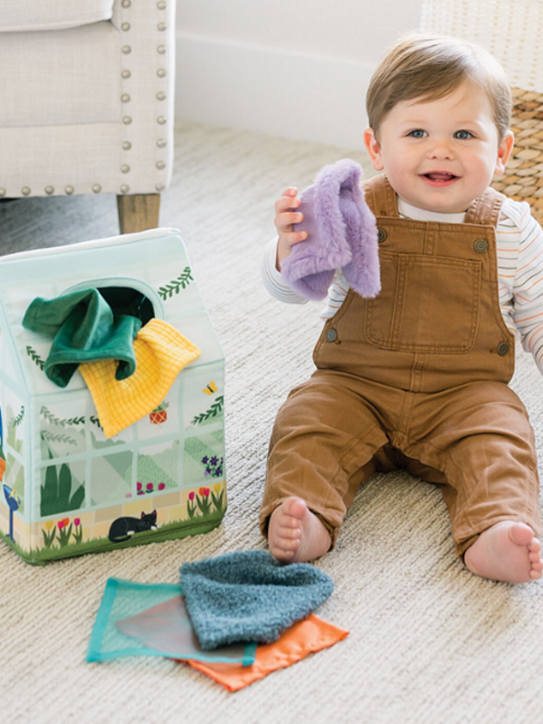 Mindware Peek & Pull Tissue Box