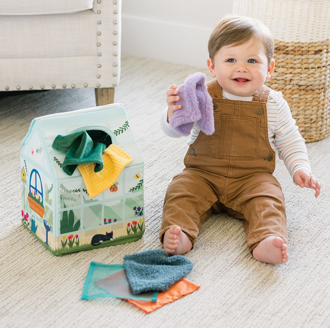 Peek & Pull Tissue Box