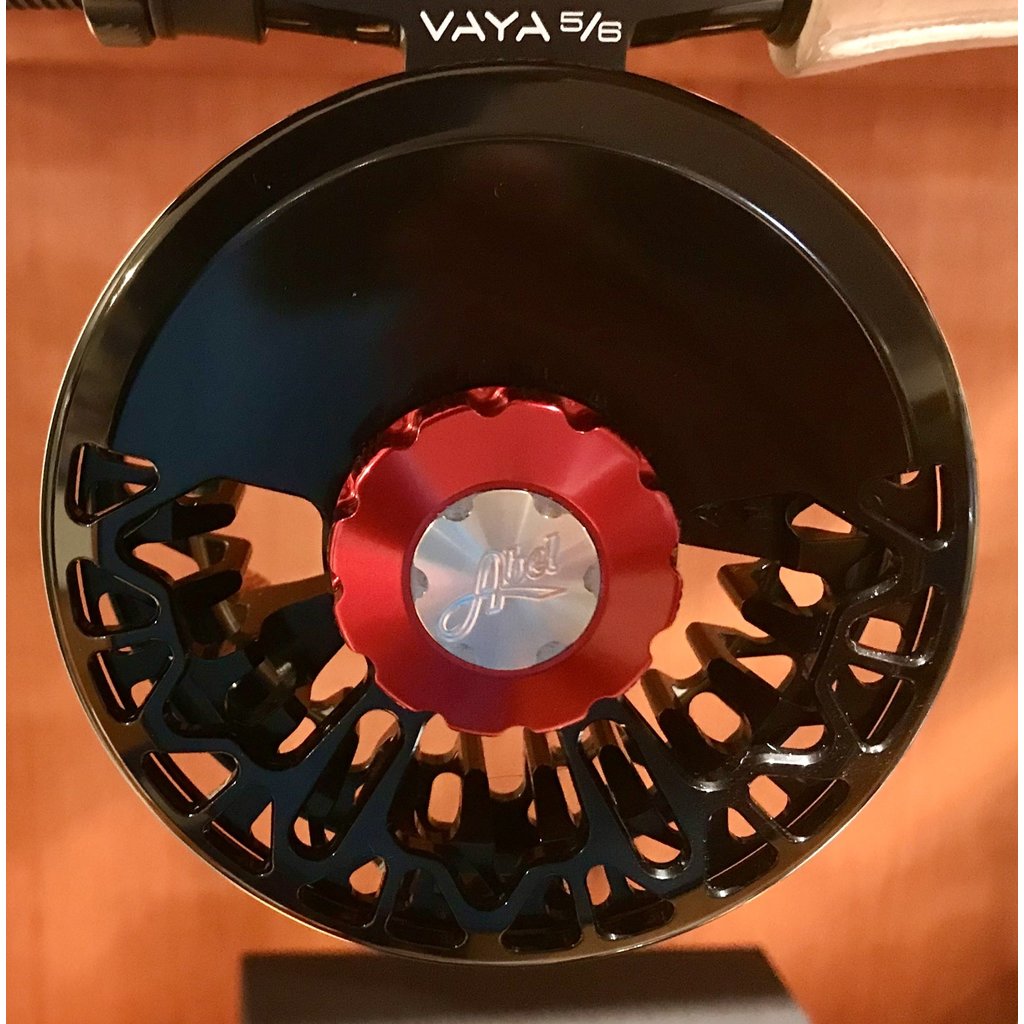 Abel Reels Vaya Fly Reel Basic Black With Red Drag Knob 5/6, 7/8