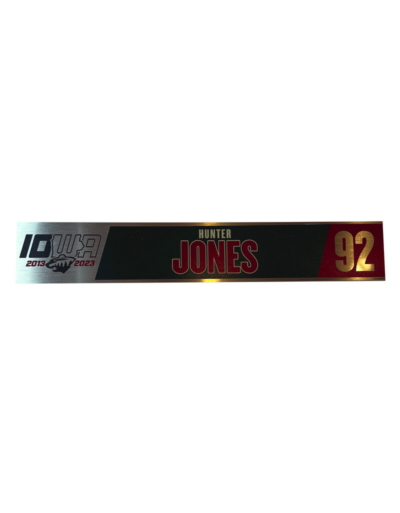 2022-23 Unsigned Home Metal Nameplate Jones #92