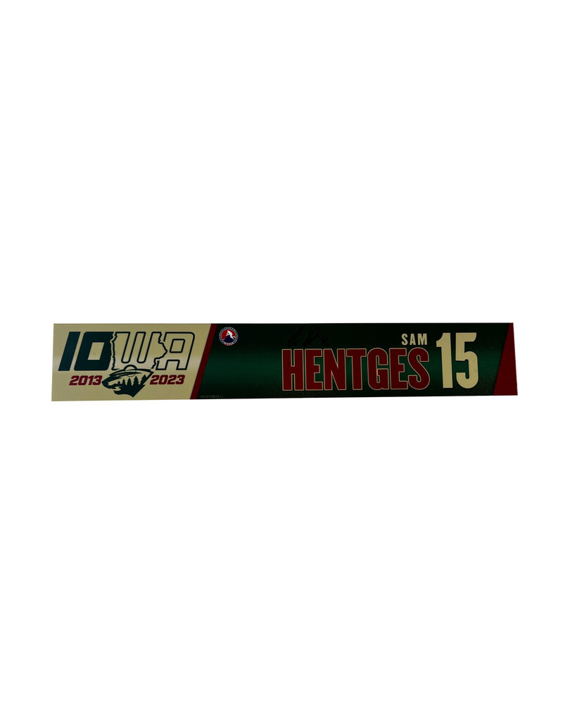 2022-23 Player Signed Road Nameplate Hentges #15