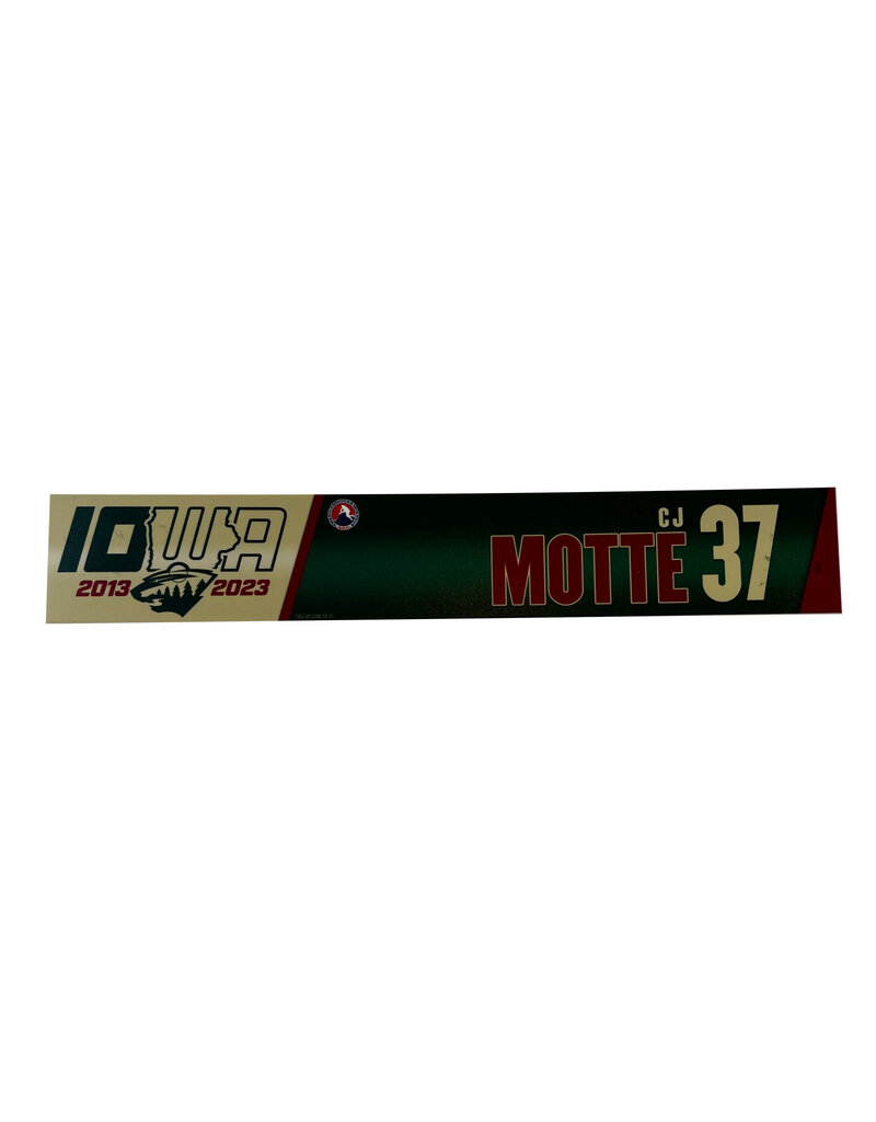 2022-23 Unsigned Road Nameplate Motte #37