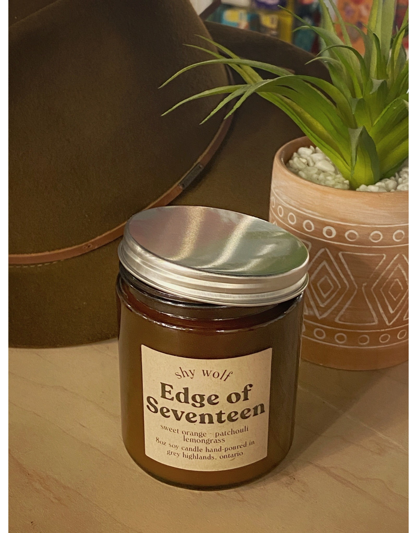 Shy Wolf - Candle / Edge of Seventeen (8 oz)