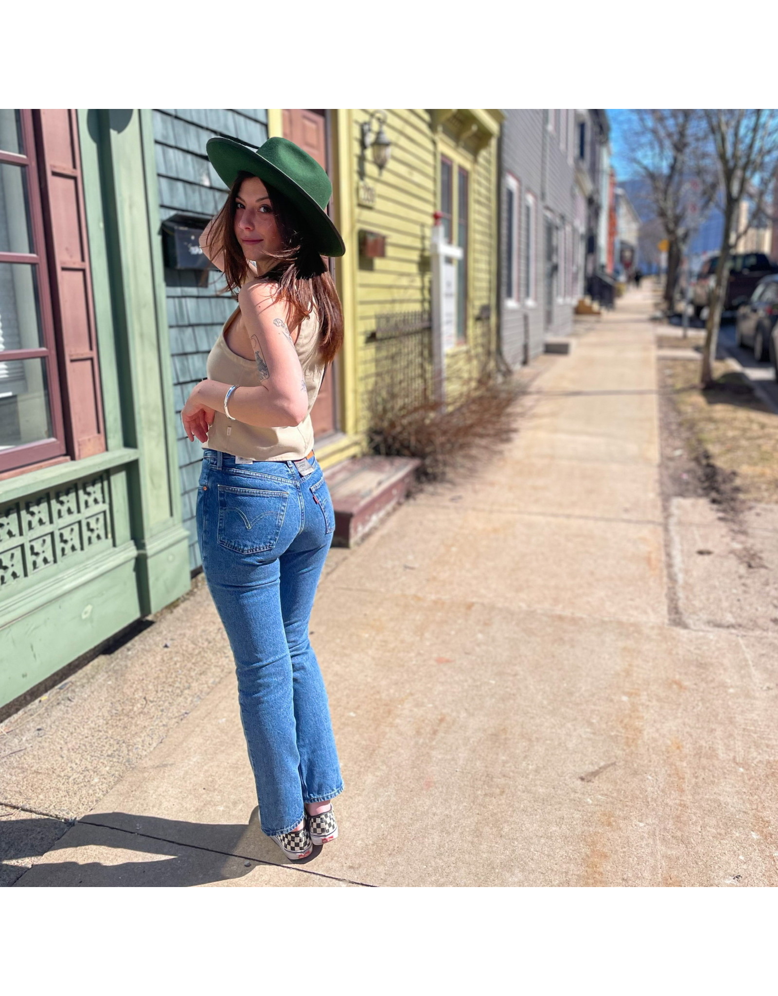 Levi's 501 Jeans / Shout Out Stone Biscuit General Store