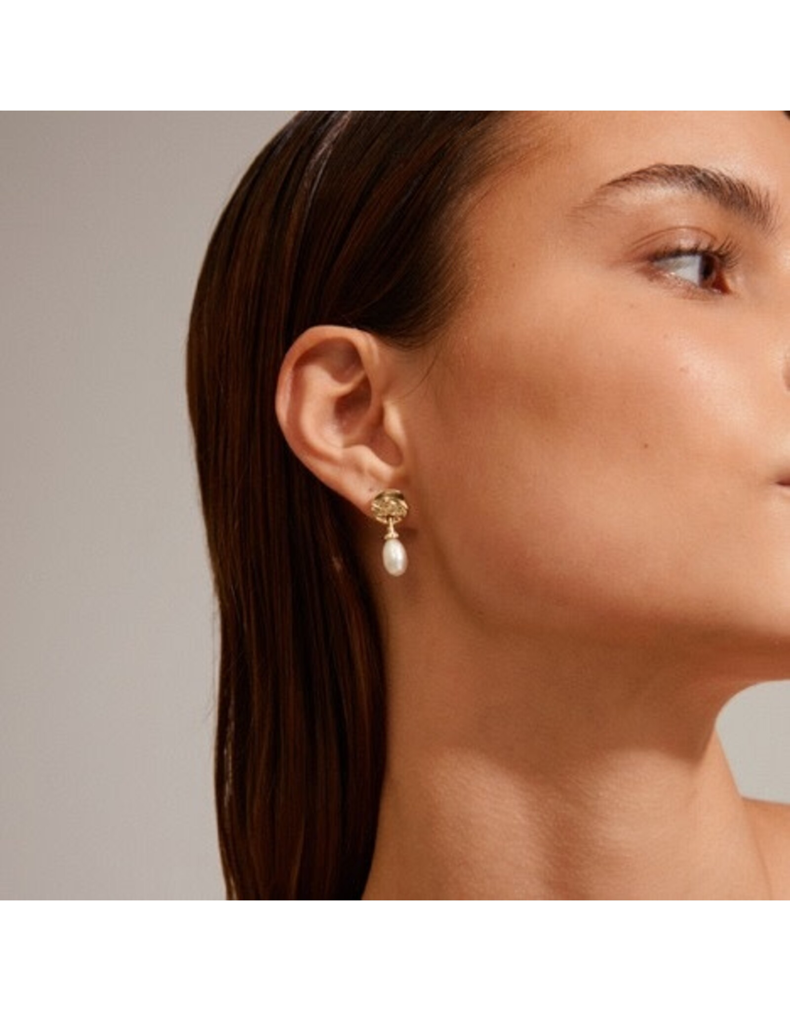 BGS Pilgrim - Heat Freshwater Pearl Earrings / Gold