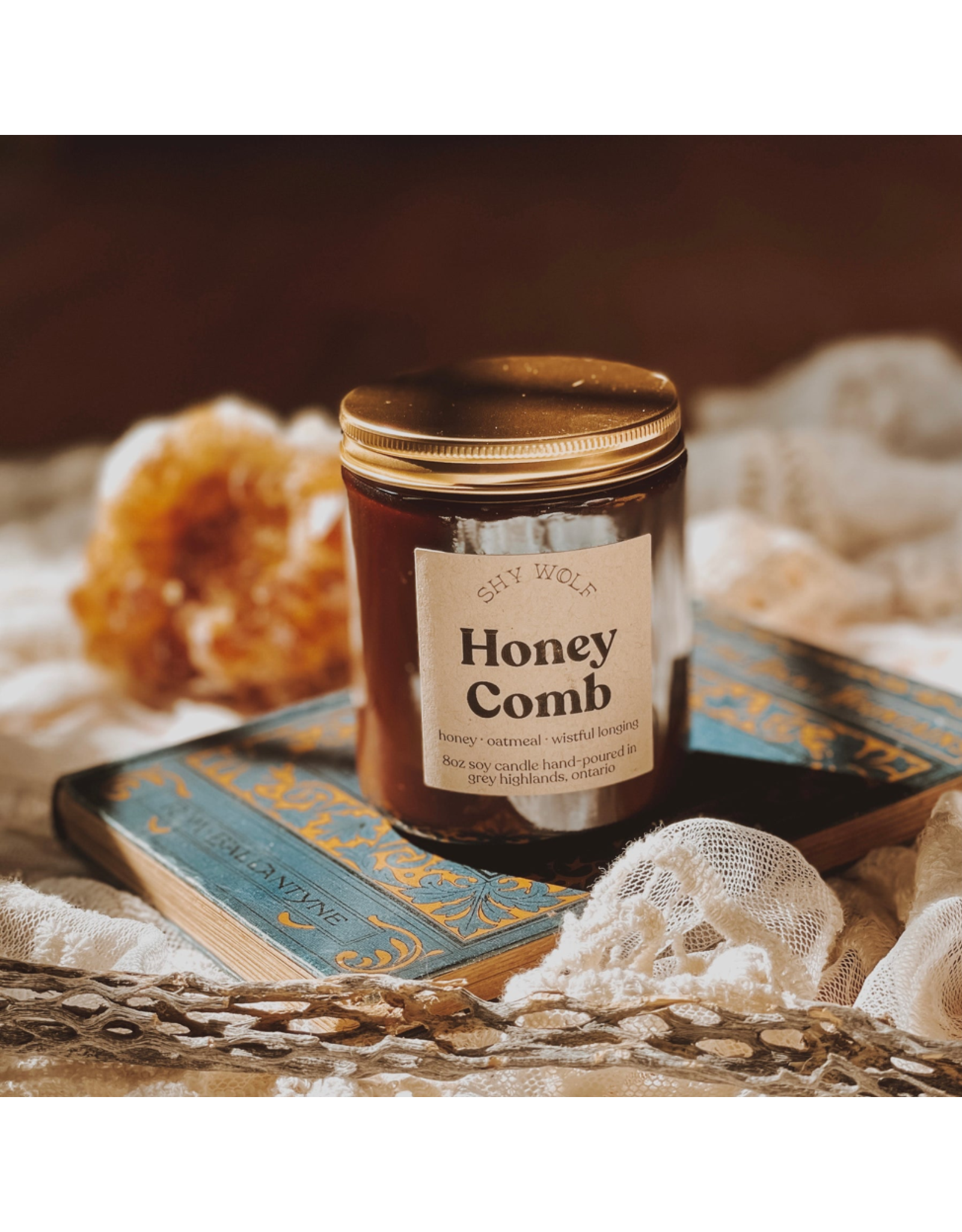 Shy Wolf - Soy Candle / Honey Comb, Daisy Jones Collection, 8oz