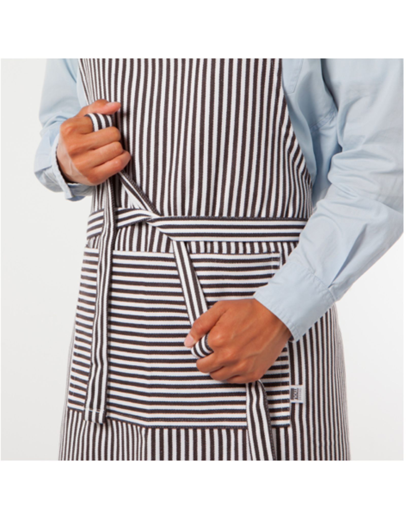 The Independent Mercantile Co. DCA - Classic Apron / Thin Stripe, Black