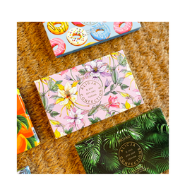 Alicja Confections - Postcard Chocolate Bar / Eau de Chocolat, 85g