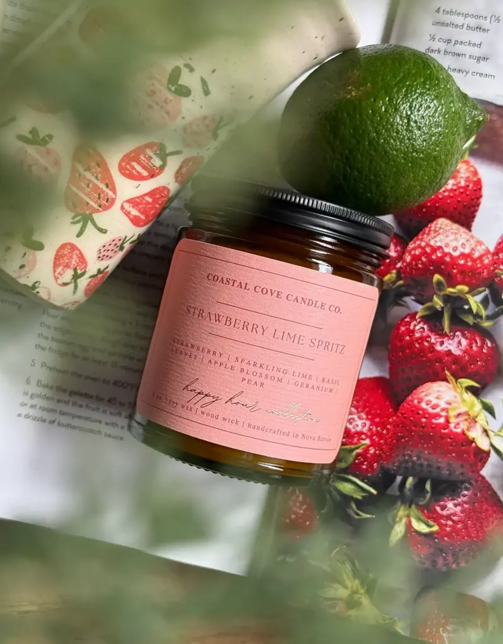 Coastal Cove - Soy Candle / Strawberry Lime Spritz, 8oz