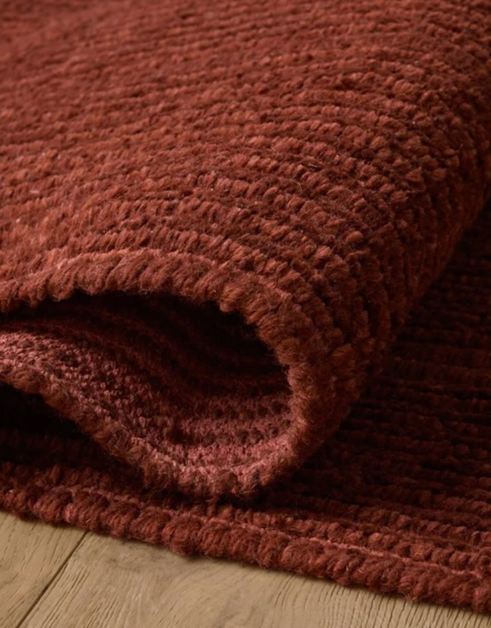 Rug - Merlot, 5' x 7'6"