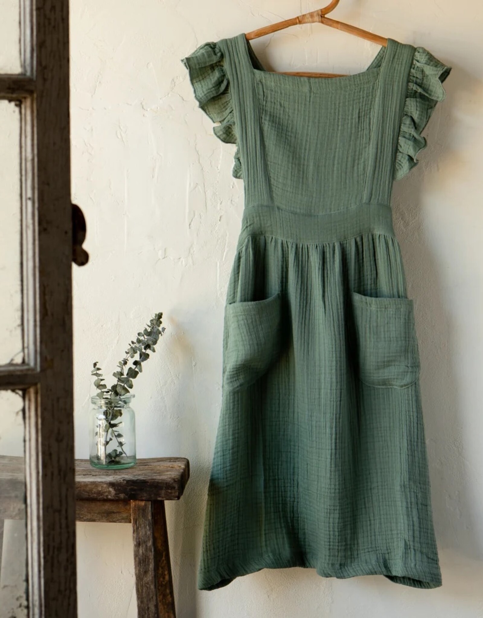 Apron - Ruffle Green