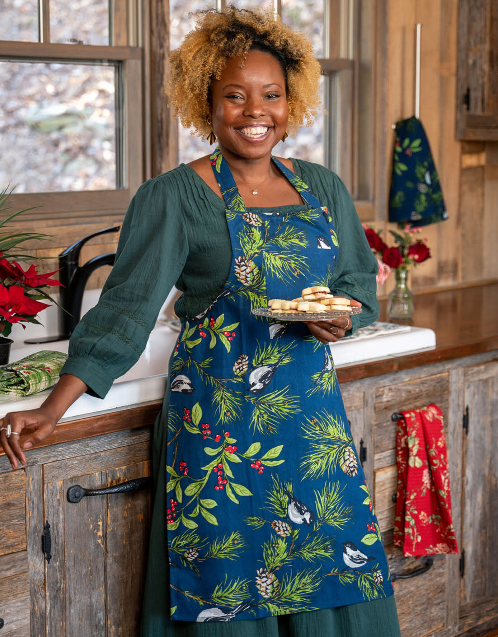 Apron - April Cornell, Winter Bird