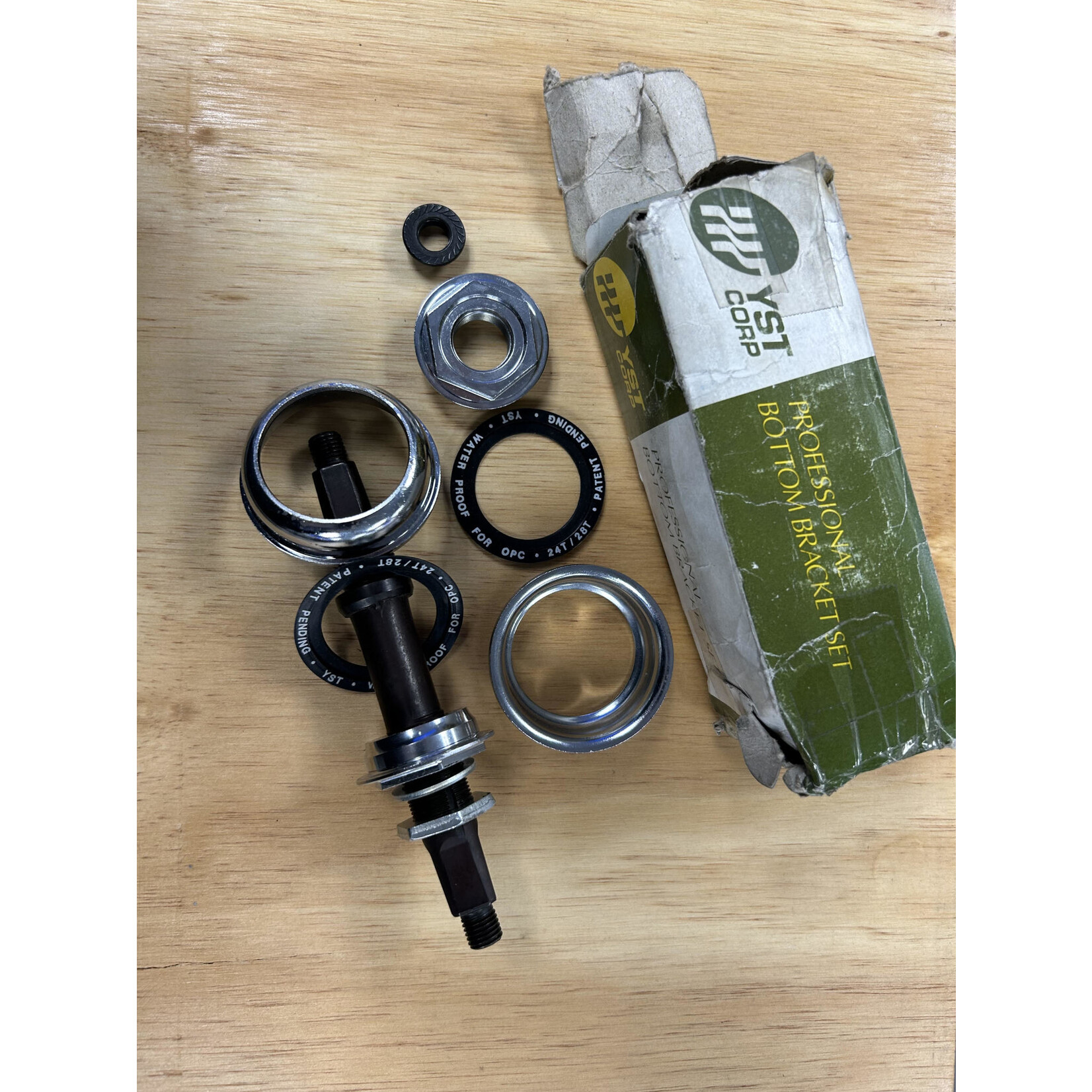YST YST Corp Old School BMX American 130mm Spindle Square Taper Bottom Bracket