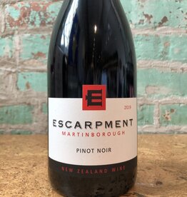 Wines ESCARPMENT NEW ZEALAND PINOT NOIR
