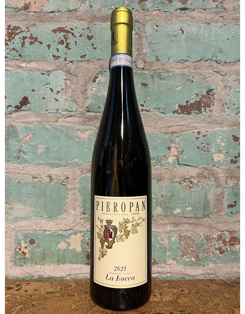 Wines PIEROPAN LA ROCCA SOAVE