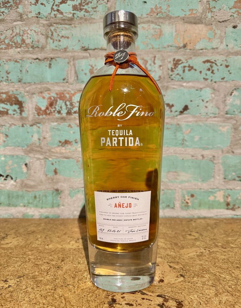 Spirits TEQUILA PARTIDA ROBLE FINO ANEJO JALISCO MEXICO