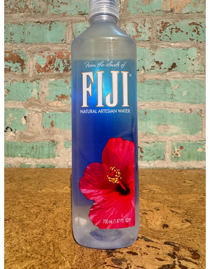 MIXERS FIJI WATER 700ML