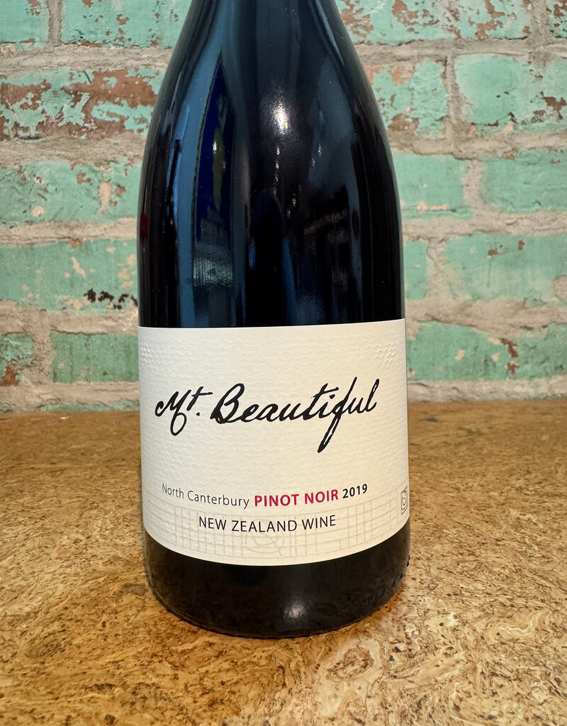 MT. BEAUTIFUL PINOT NOIR NEW ZEALAND