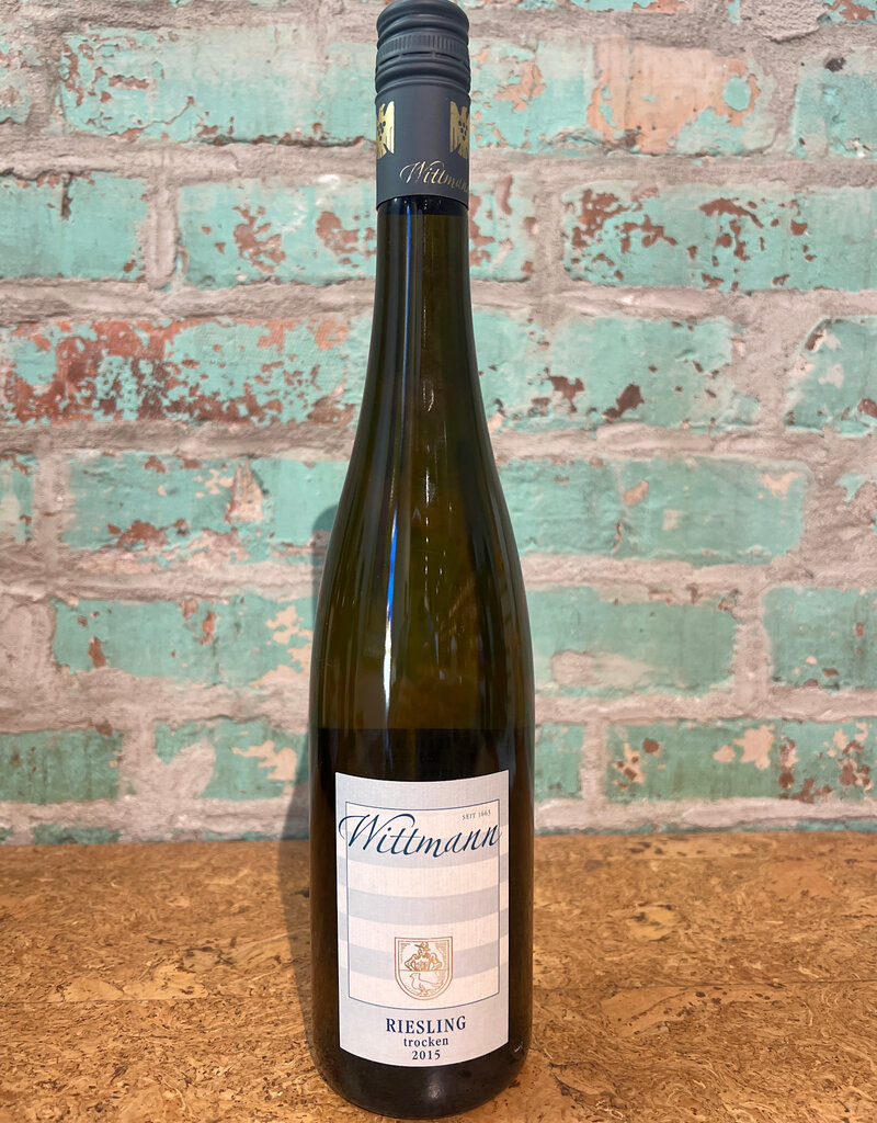 WITTMANN 'ESTATE RIESLING' TROCKEN RHEINHESSEN GERMANY