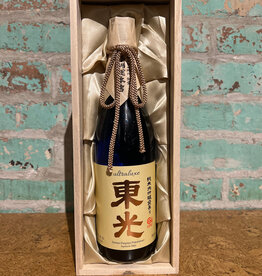 Toko Ultraluxe Fukurotsuri Junmai Daiginjo Sake, Yamagata, Japan