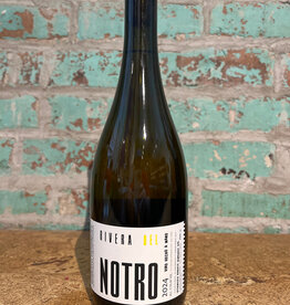 ROBERTO HENRIQUEZ 'RIVERA DEL NOTRO' BLANCO ITATA VALLEY CHILE