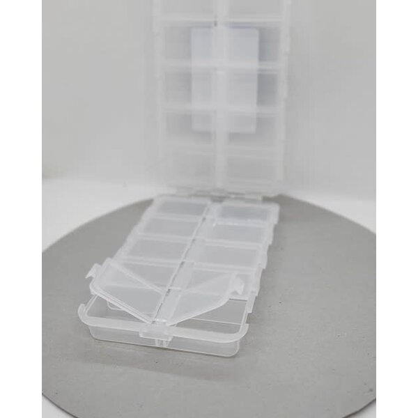 Raven Tackle Box 20 Compartments
