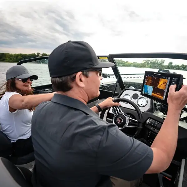 Humminbird Xplore 10 CMSI+ Fish Finder