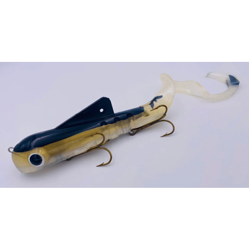 Musky Innovations Bull Dawg Super Magnum Natural Sucker