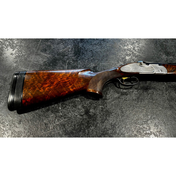Beretta DT 10 EELL 12ga 32" Sporting over/Under w/Leather Case