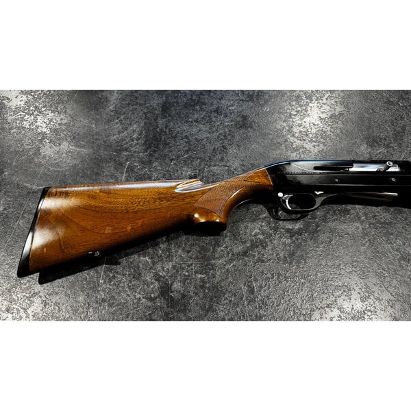 Benelli Montifeltro Super 90 12ga 26" Semi Auto w/2 Chokes