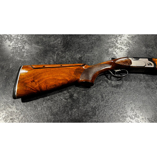 Beretta Model 692 12ga 28' Over/Under w/Adj Comb & Case