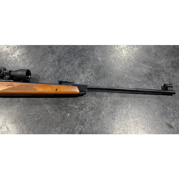 Model 350 .177 Air Rifle w/Hawke 1.5-6 Scope 1150fps