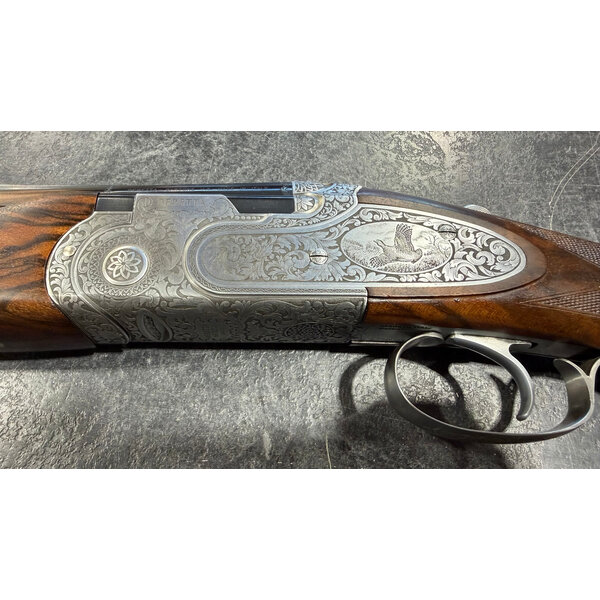 Beretta 687 EELL 12ga 28" Classic Over Under w/Case