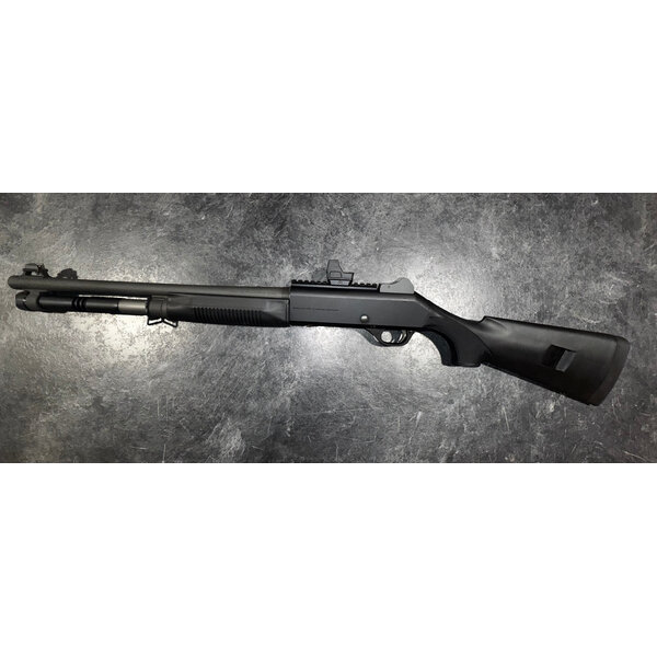 Benelli M4 Tactical 12ga 18.5" w/Standard Stock & Vortex Defender Red Dot