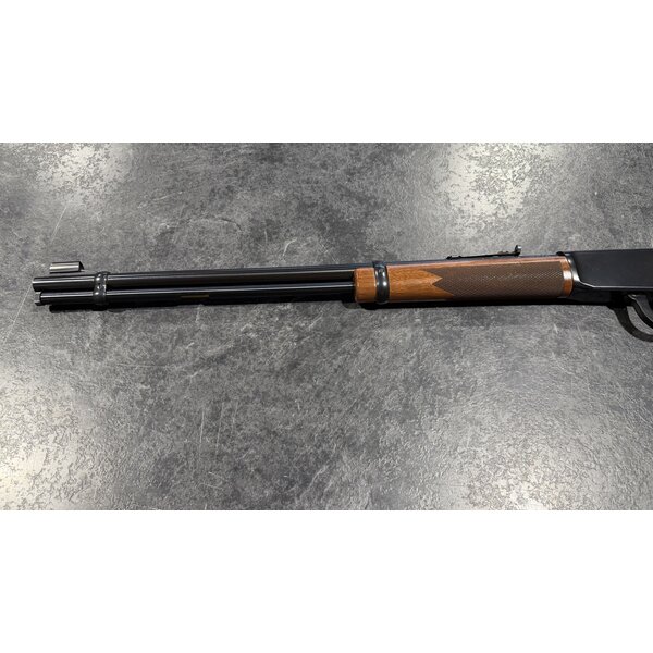 Winchester Model 9422 22 LR Lever Action w/Sights