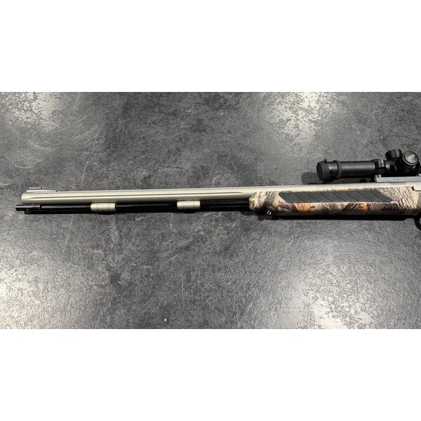 Thompson Center  Encore Pro Hunter .50 Cal Muzzleloader w/Meopta Meostar 1-4 Scope