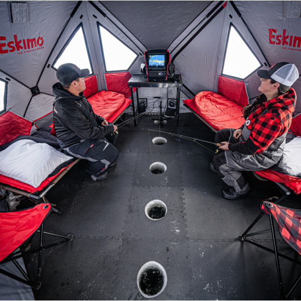 Eskimo OutBreak 650 XDP Insulated Ice Shelter