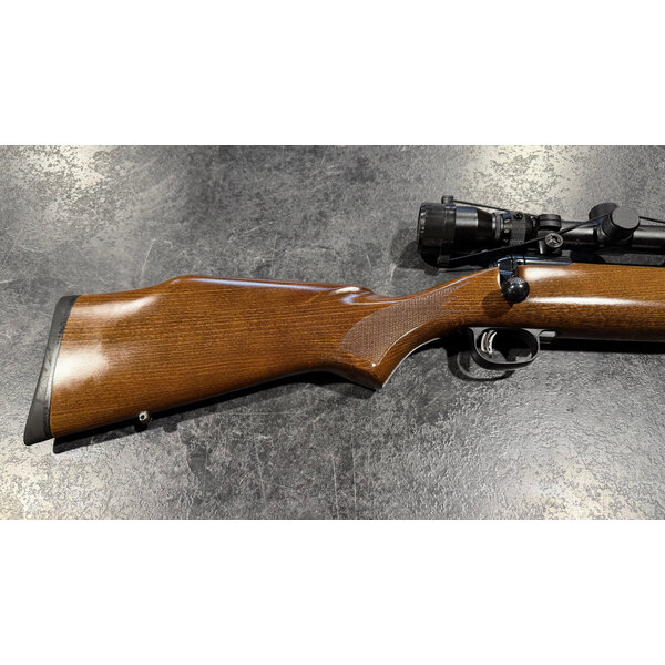 Savage Model 110 270 Win Wood Stock w/Bushnell 3-9 Scope