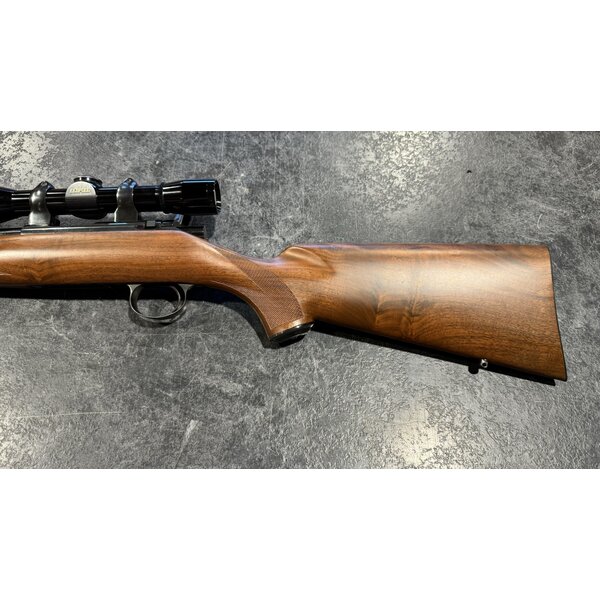 Kimber Model 82 22 Hornet Bolt Action w/Leupold M8 6X Compact