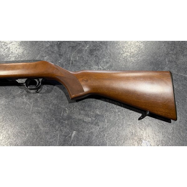 Ruger 10/22 Deluxe 22 LR Semi Auto w/Sights (Made in 1983)