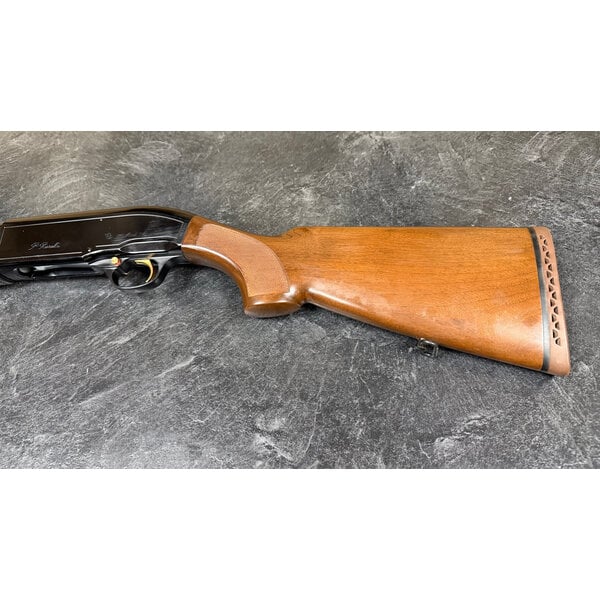 Beretta A303  3" 12ga 28" Semi Auto w/Chokes