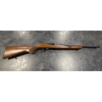 Ruger 10/22 Deluxe 22 LR Semi Auto w/Sights (Made in 1983)